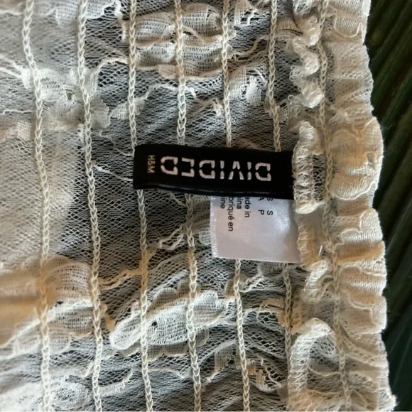 Divided Lace Crop Top Small Cottagecore Puff Sleeve - Picture 3 of 3